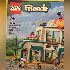 LEGO Friends Heartlake City Hospital Building Set 42621